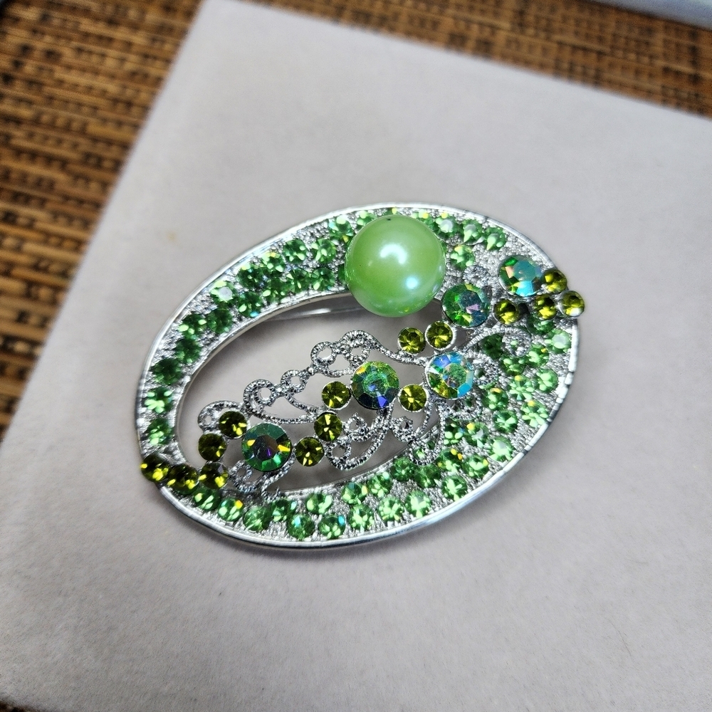 Silver and Green Crystal Oval Brooch Pin